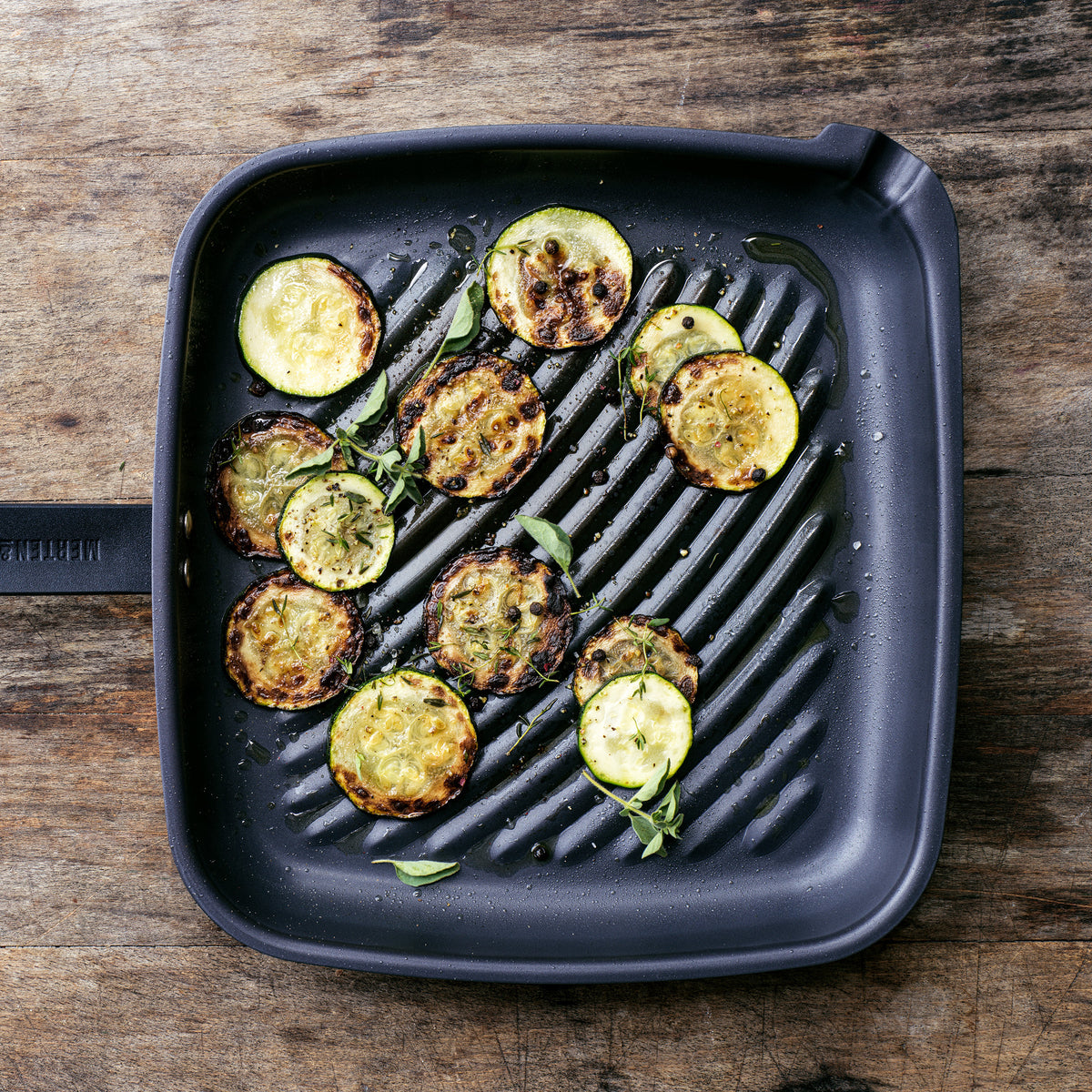 how long to cook steak on cast iron grill pan