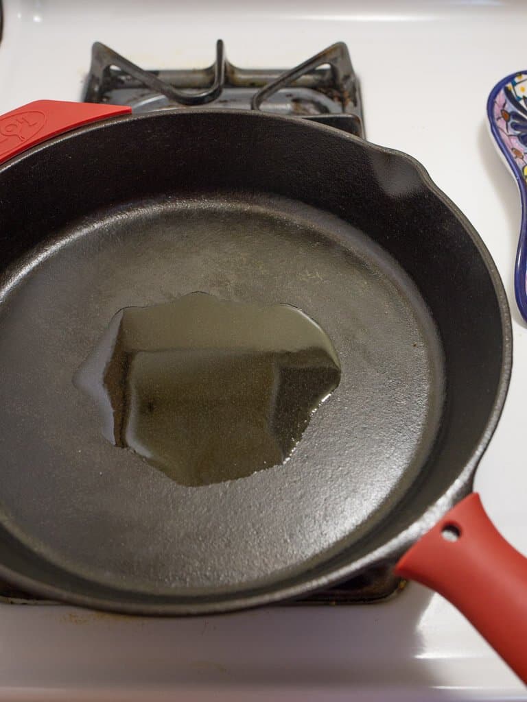 how to season cast iron with avocado oil