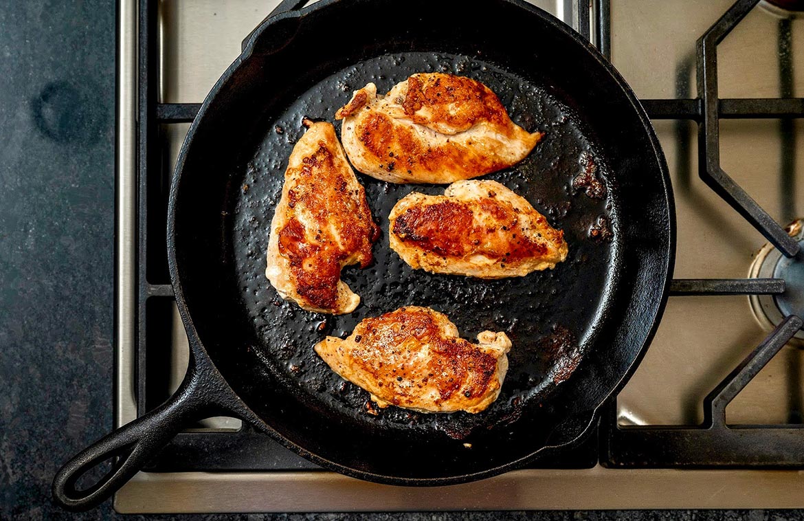 how to keep cast iron skillet from smoking