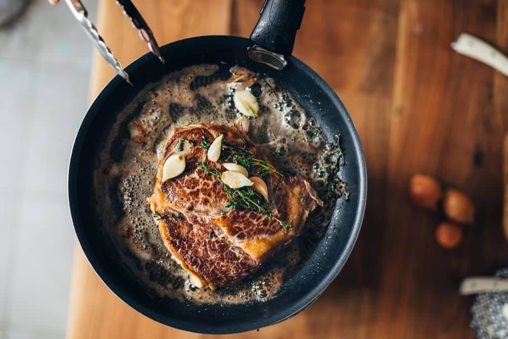 how to wash a cast iron skillet