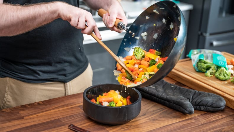 how to reheat rice in a wok