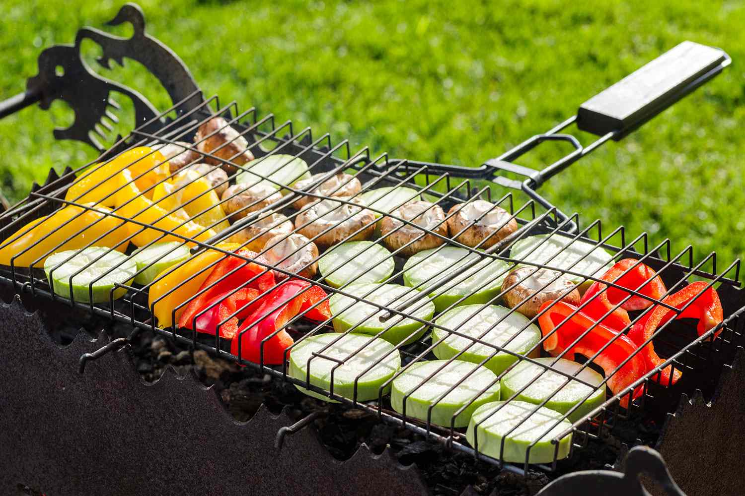 How long does it take to grill vegetables in a grill basket