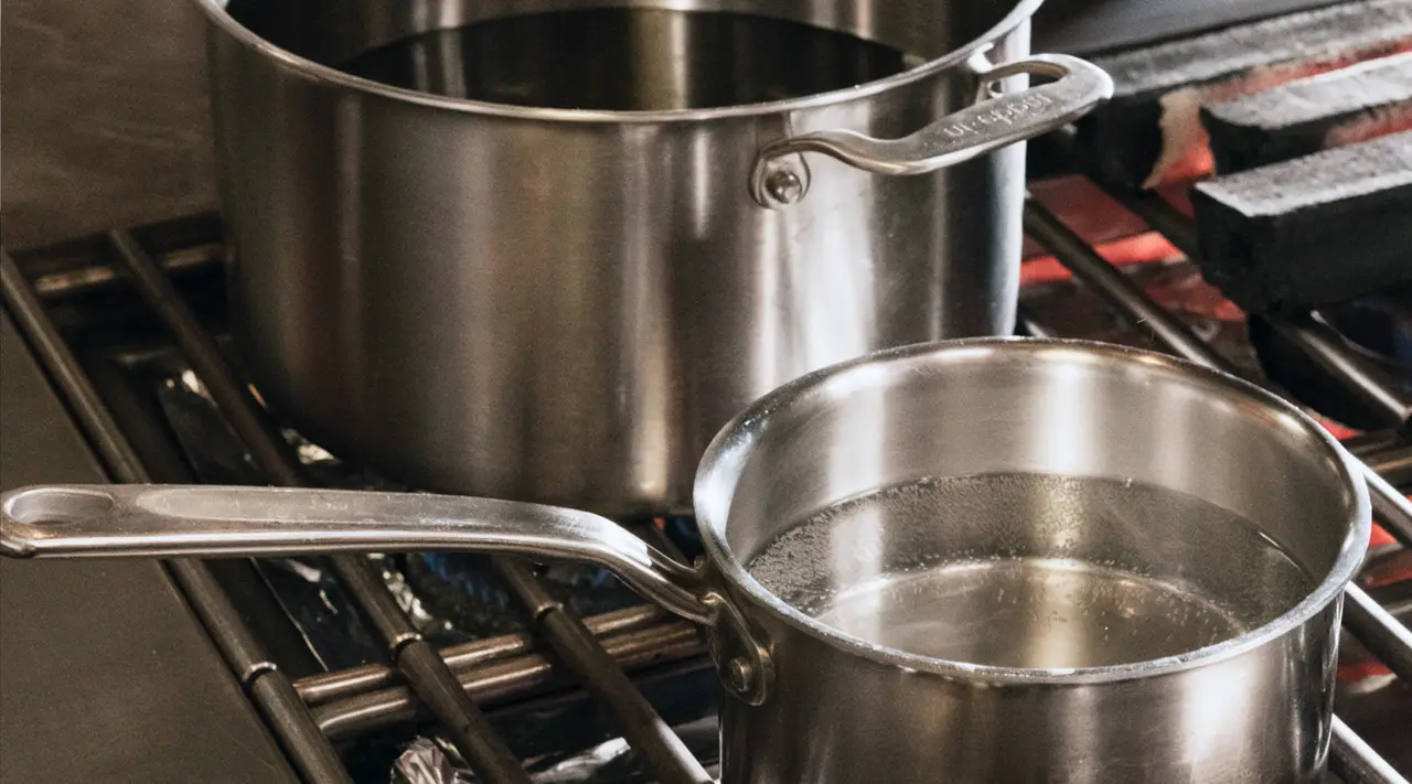 how to keep rice warm in saucepan