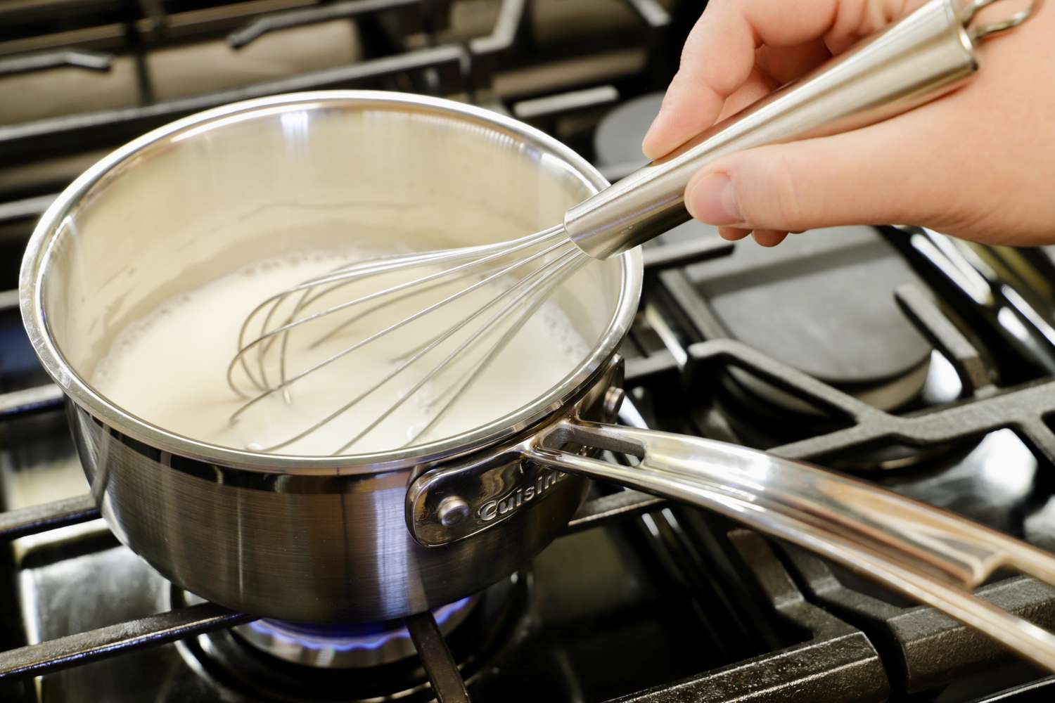 how to clean a burnt saucepan with baking soda