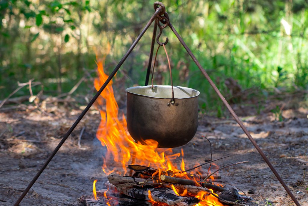 Portable & Compact Tripod Grills for Backpacking Adventures