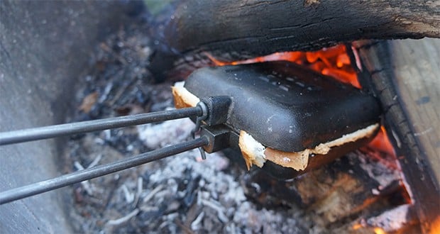 How to Season a Pie Iron for Perfect Cooking Results