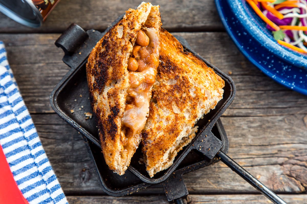 Cast Iron vs Aluminum Pie Irons Which Should You Buy