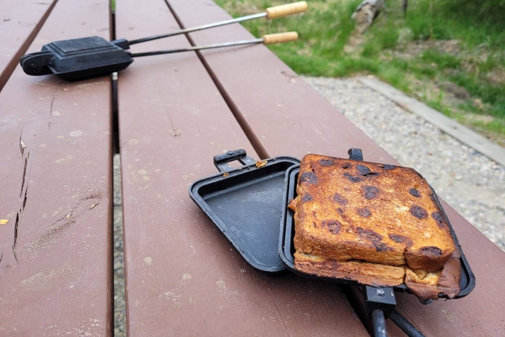 Pie Iron vs Sandwich Press Whatâs the Difference