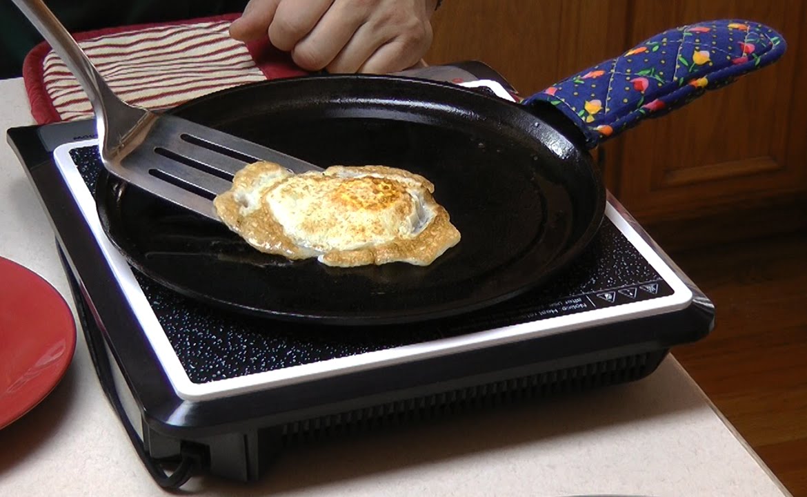 cast iron becoming smoky on induction